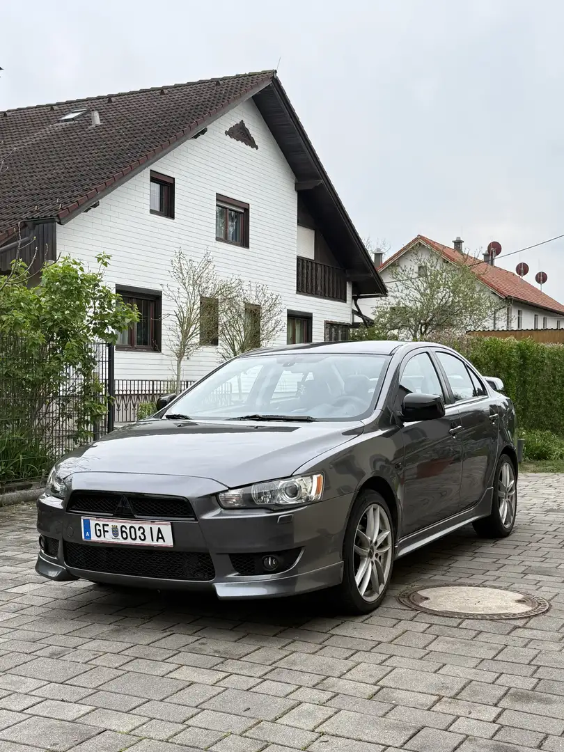 Mitsubishi Lancer 2,0 DI-D Instyle - 1