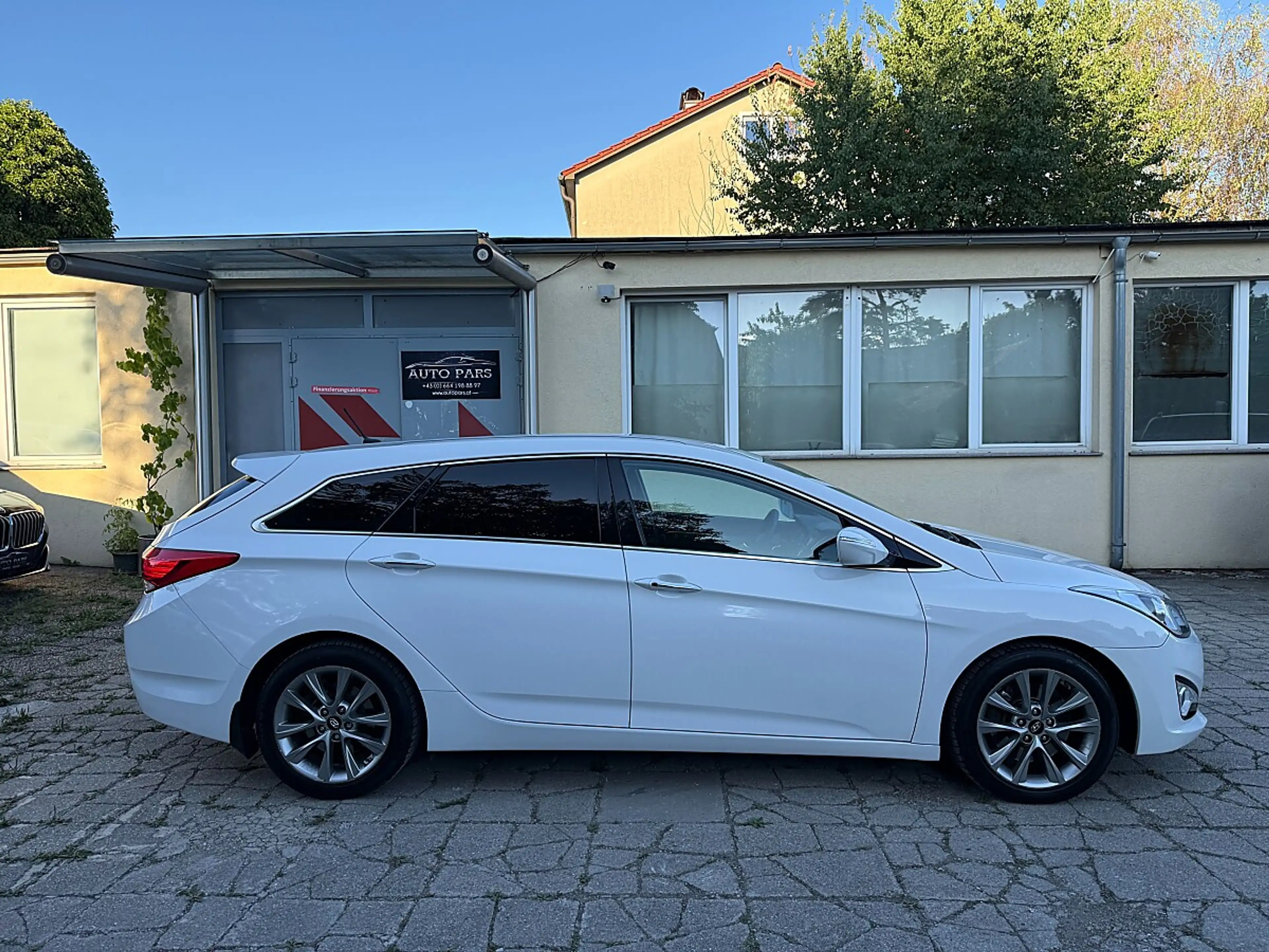 Hyundai i40 Style 1,7 CRDi Aut.-KEYLESS-LENKRADHEIZ.-RÜCKFA... — photo 5