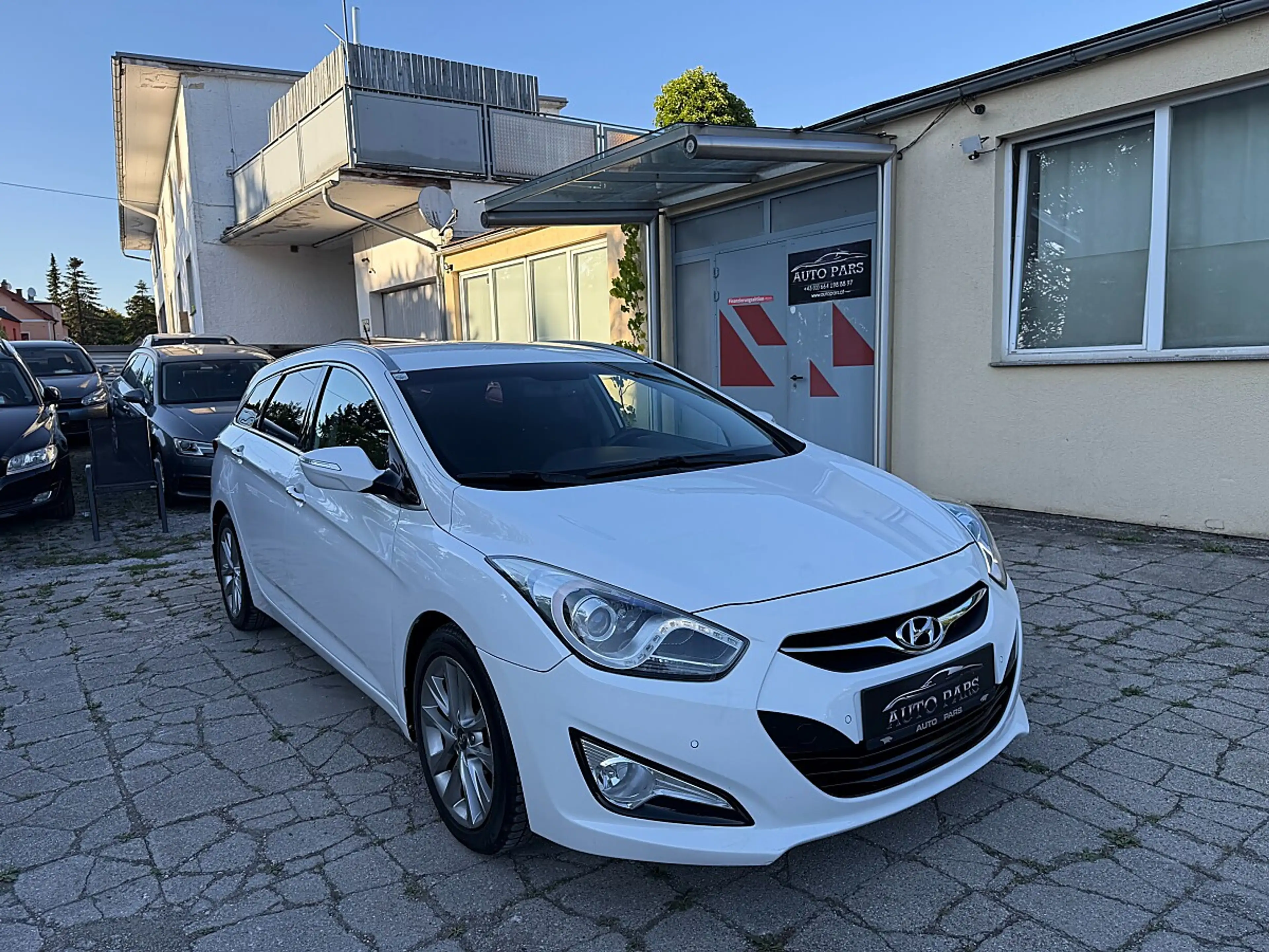 Hyundai i40 Style 1,7 CRDi Aut.-KEYLESS-LENKRADHEIZ.-RÜCKFA... — photo 3