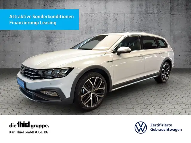 Volkswagen Passat Alltrack 2.0 TDI DSG 4M AHK+Pano+Navi