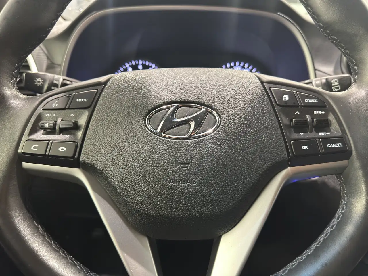 Hyundai TUCSON снимка Hyundai TUCSON