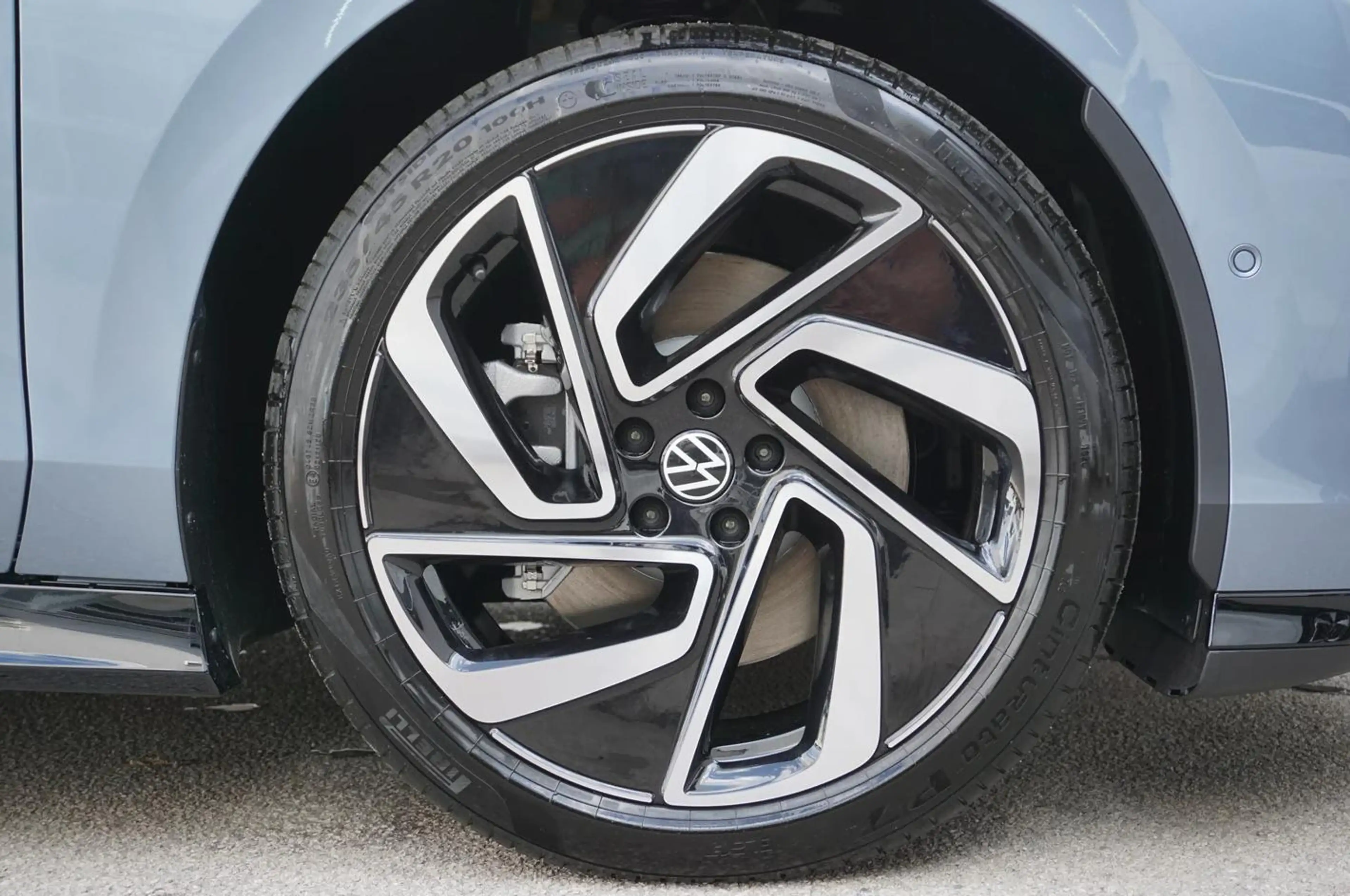 Volkswagen ID.7 Tourer Pro S AHK+Wärmepumpe+360° Kamera uvm! — photo 6