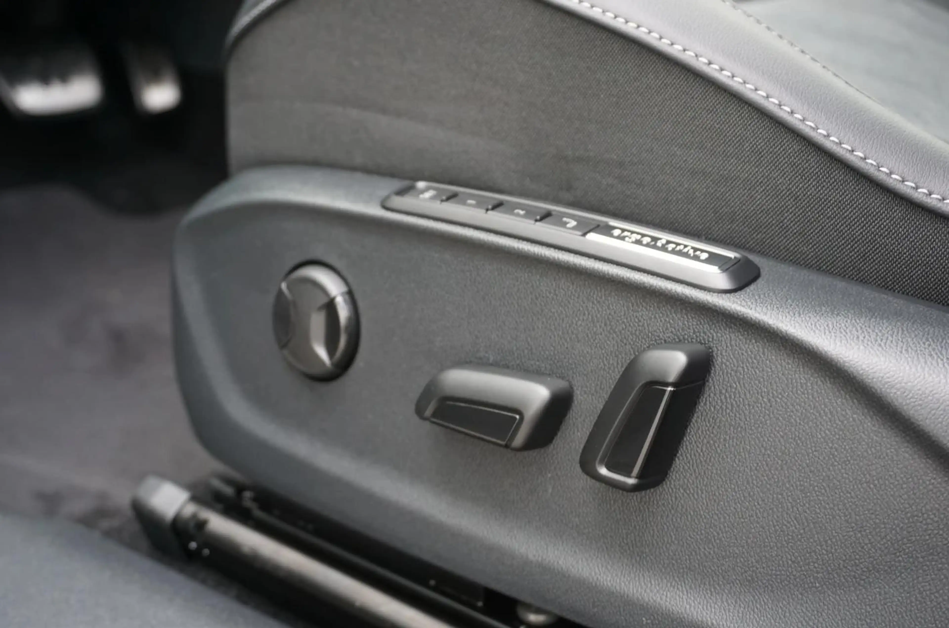 Volkswagen ID.7 Tourer Pro S AHK+Wärmepumpe+360° Kamera uvm! — photo 10