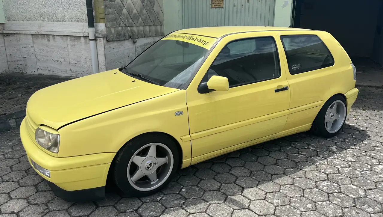 Volkswagen Golf 1.6, foto 1