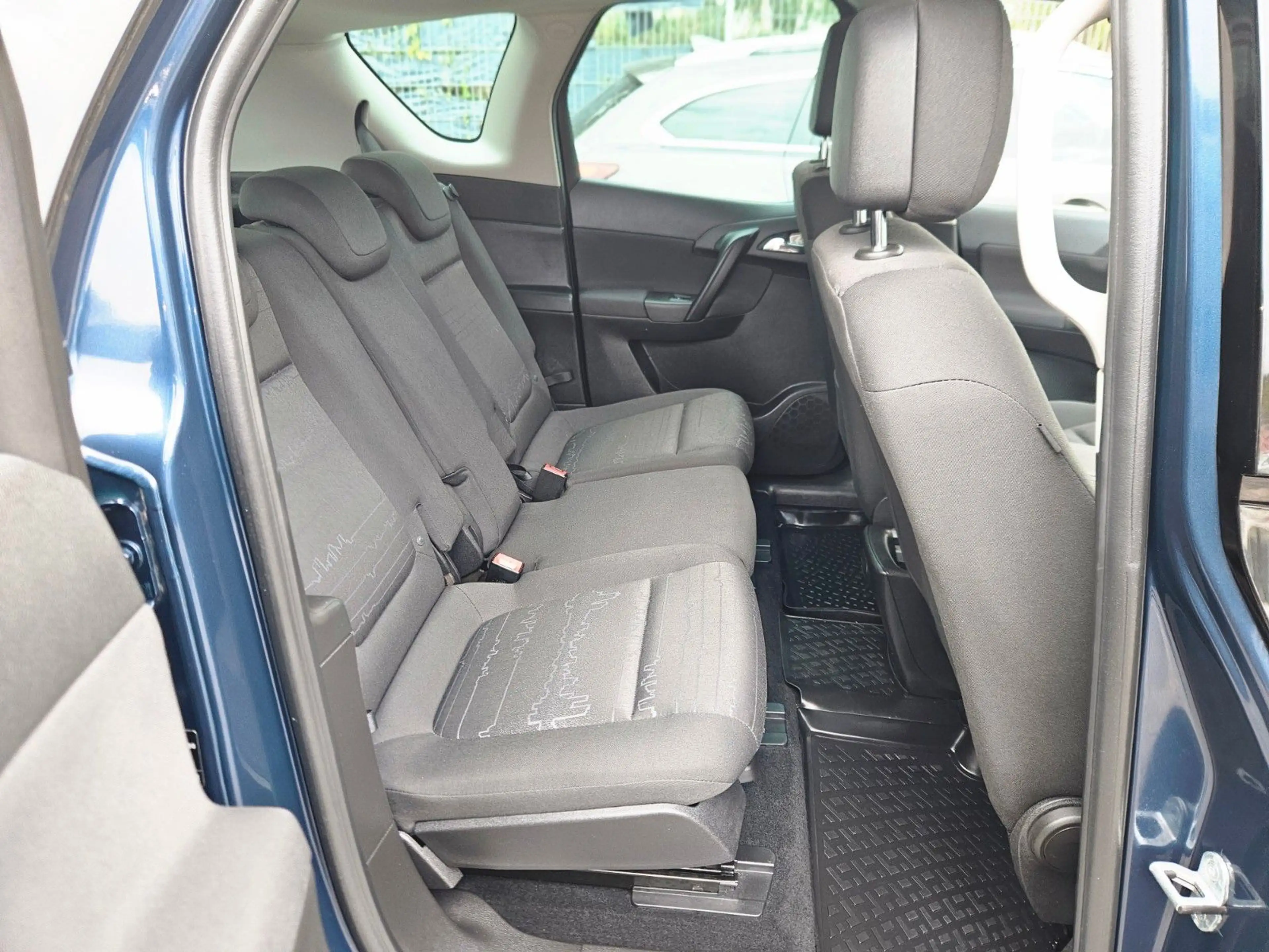 Opel Meriva B Edition Tüv Neu — photo 11