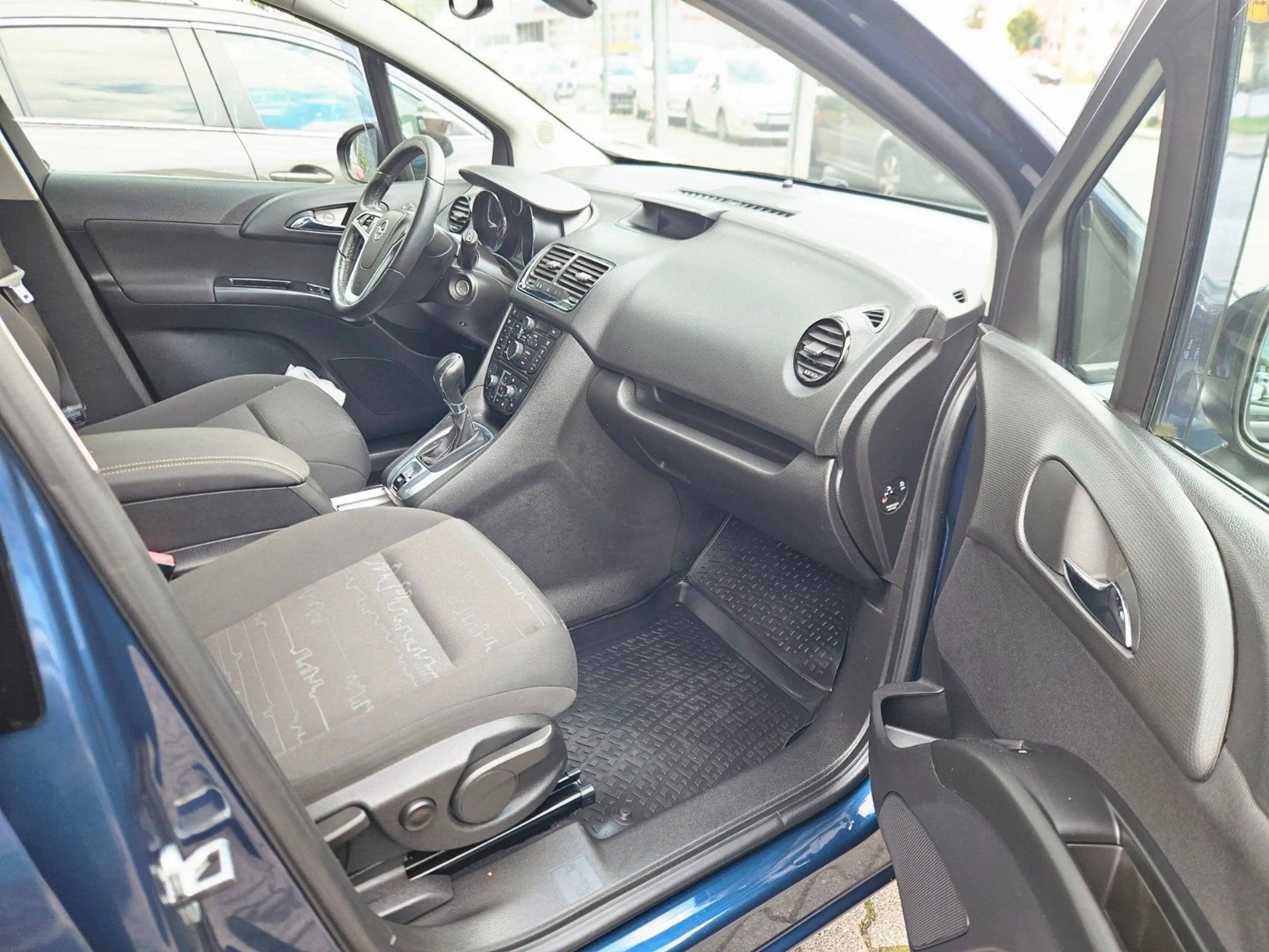 Opel Meriva B Edition Tüv Neu — photo 10