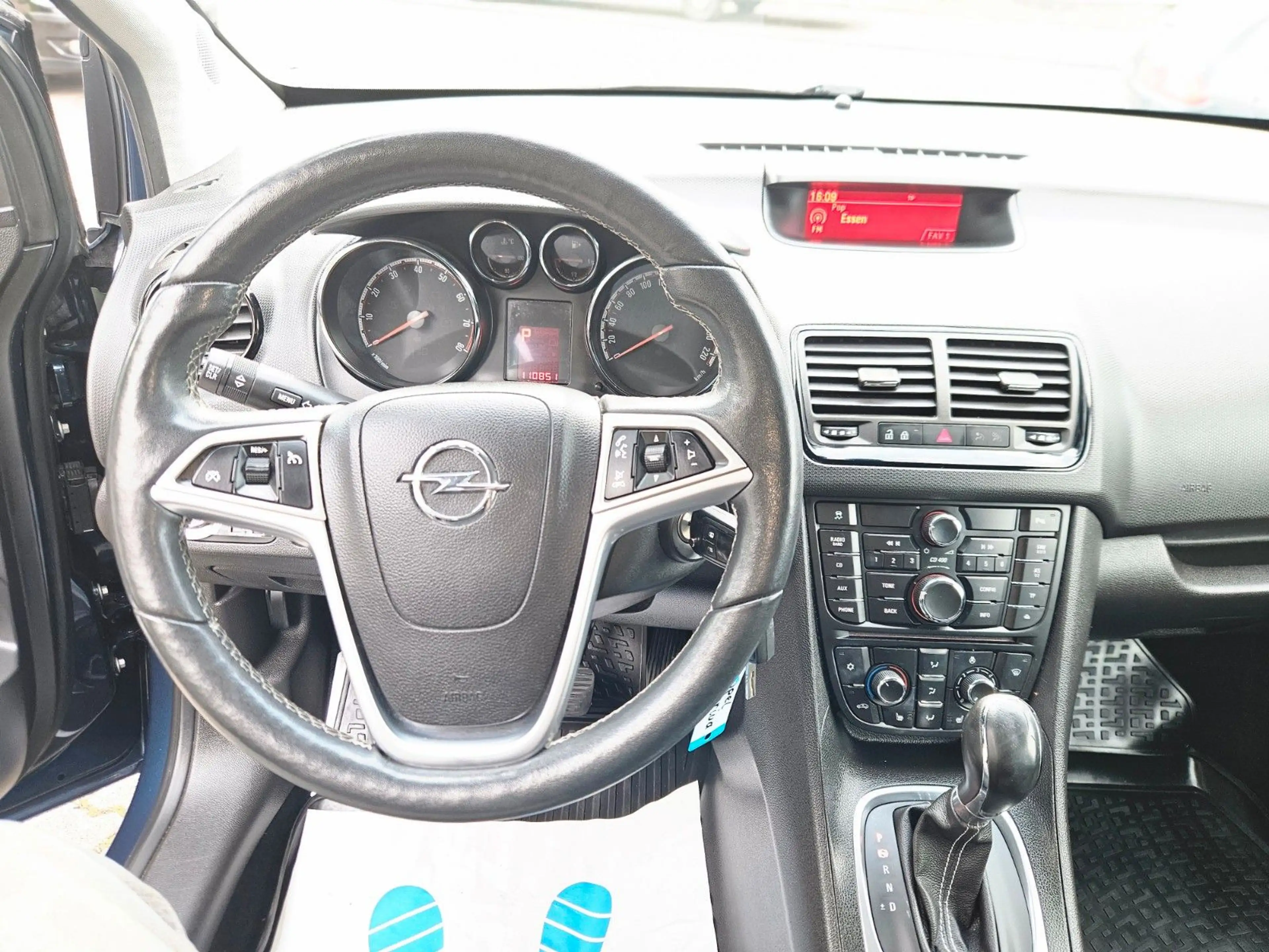 Opel Meriva B Edition Tüv Neu — photo 8