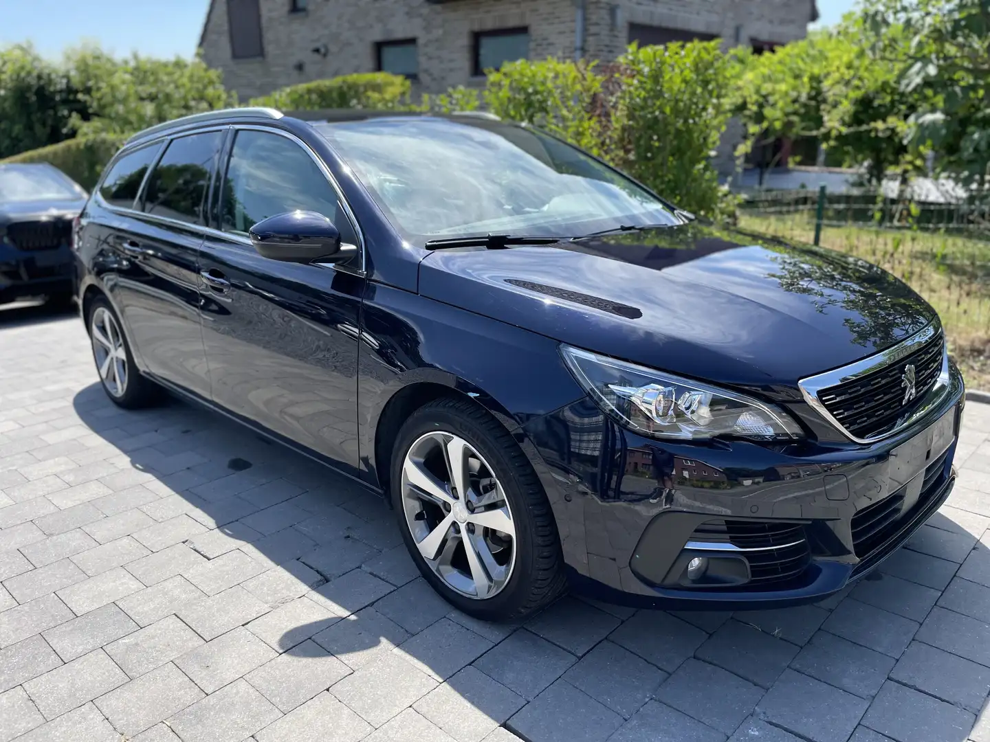 Peugeot 308 308 SW PureTech 130 AUTOMAAT/PANO-DAK/Eu6/72000KM Bleu - 1