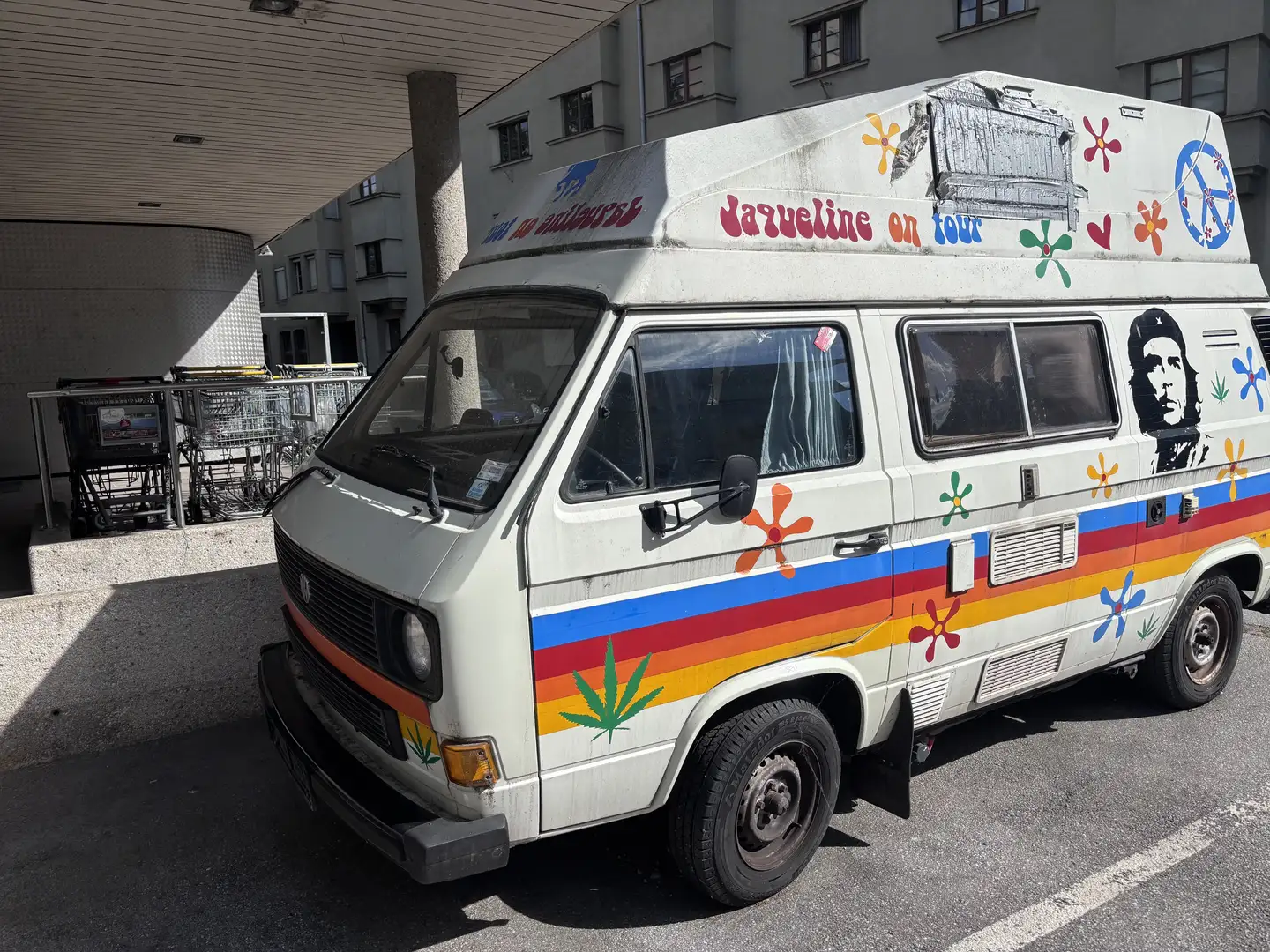 Volkswagen T2 Camper - 1
