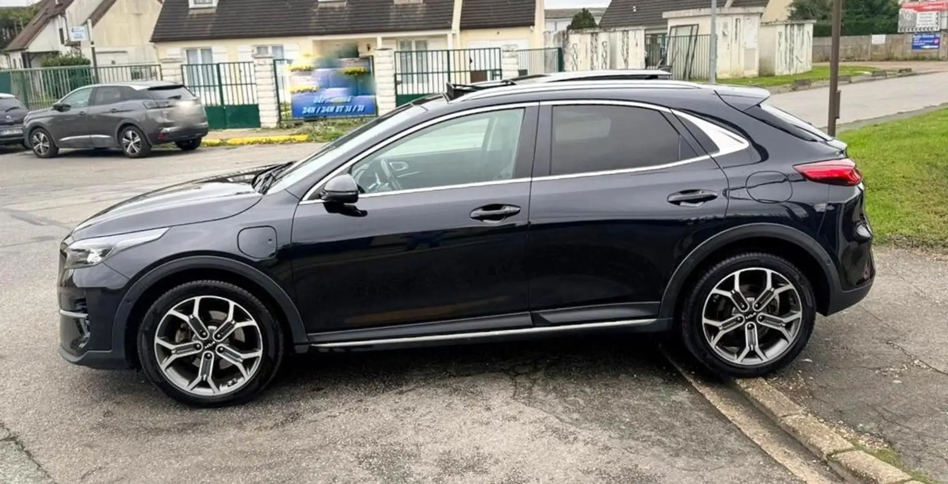 Kia Ceed / cee'd PREMIUM 1.6 GDI 140CV BVA6 TOIT OUVRANT 14159HT ENTRETIEN A JOUR Noir - 2