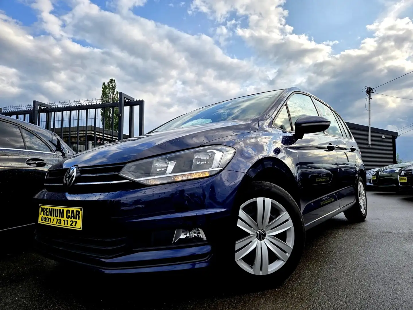 Volkswagen Touran 1.5 TSI ACT Trendline OPF DSG** 7 PLACES ** Azul - 1