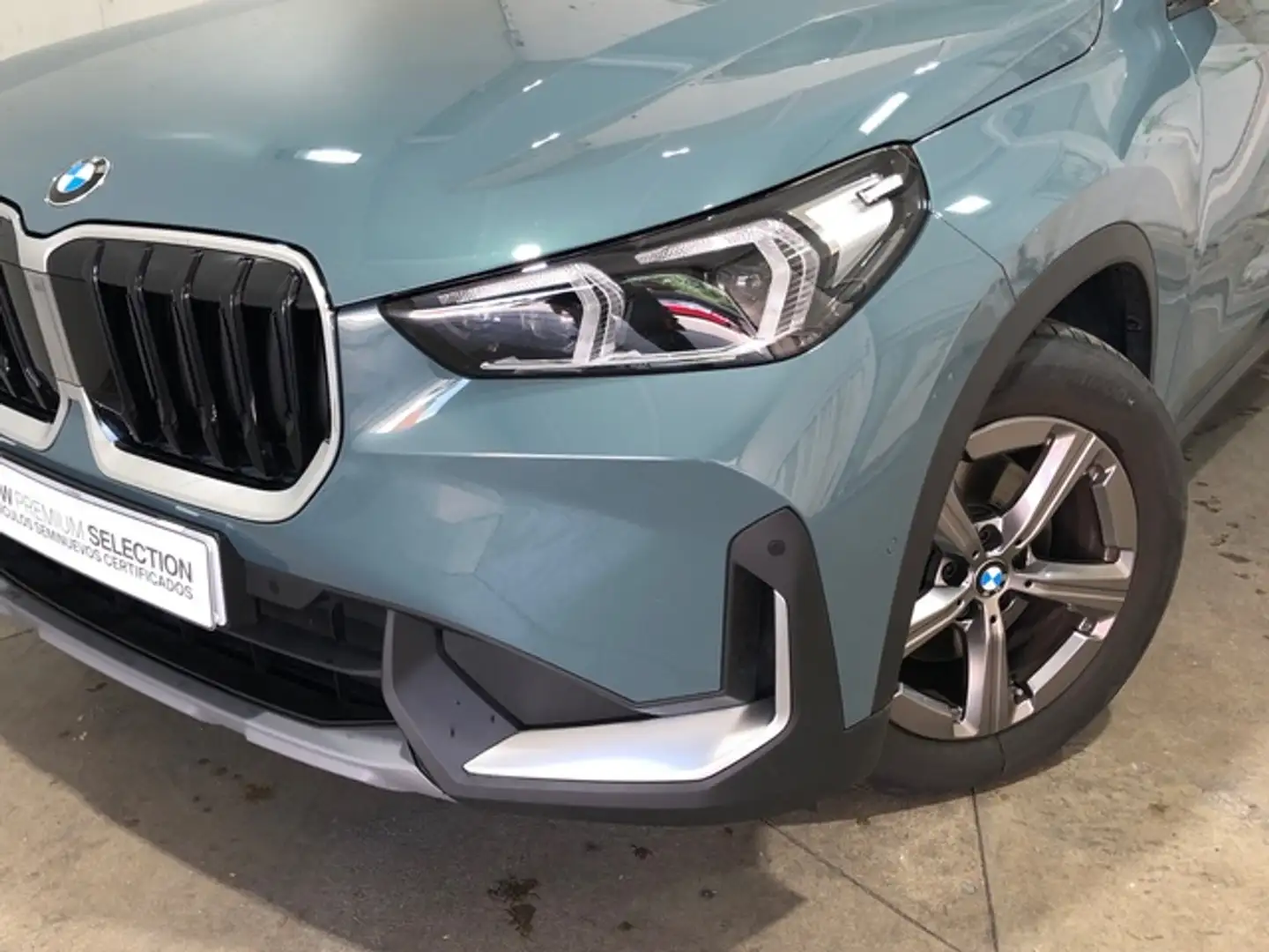 BMW X1 sDrive 18dA Verde - 2