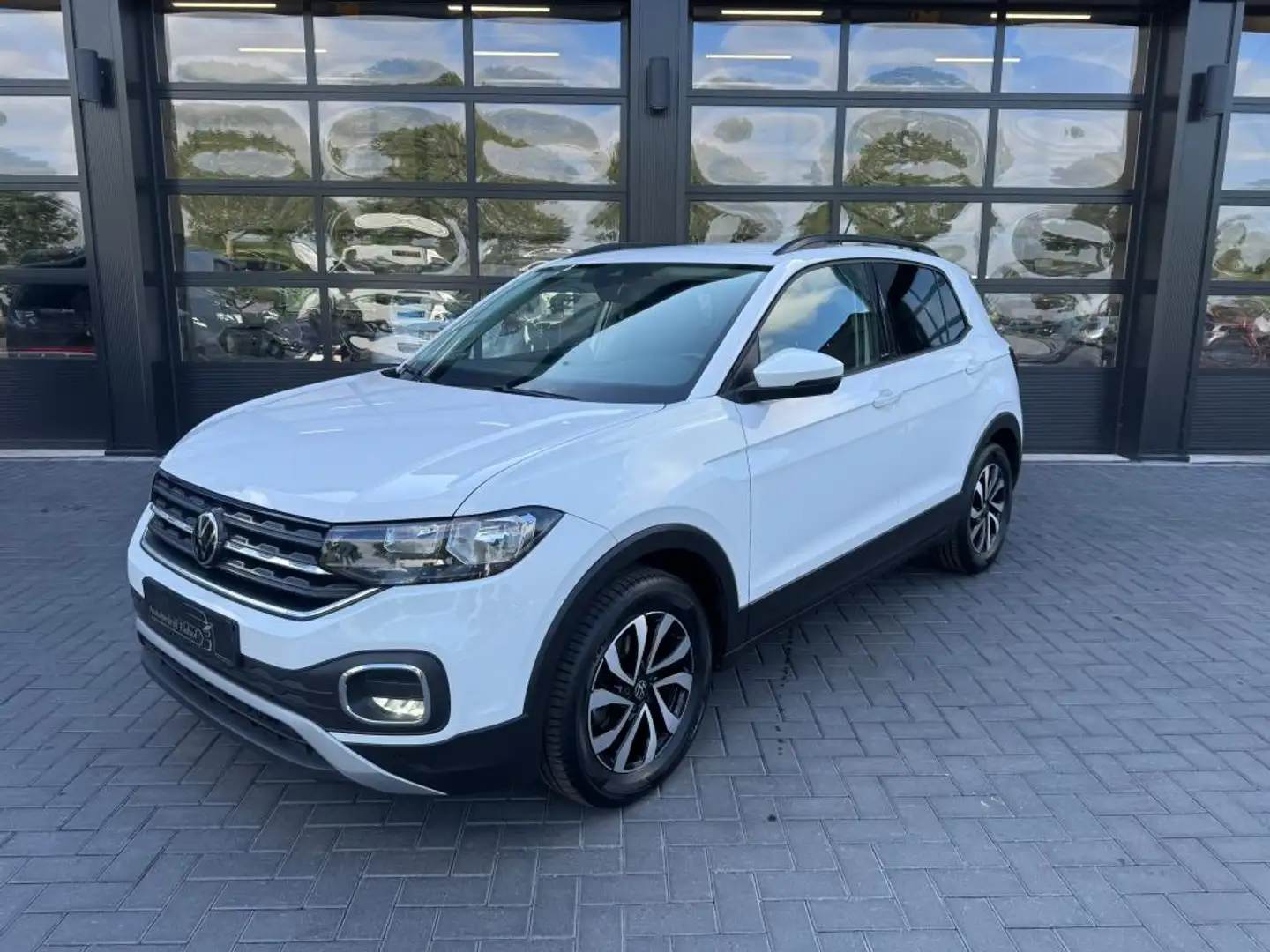 Volkswagen T-Cross 1.0 TSI Active Wit - 1