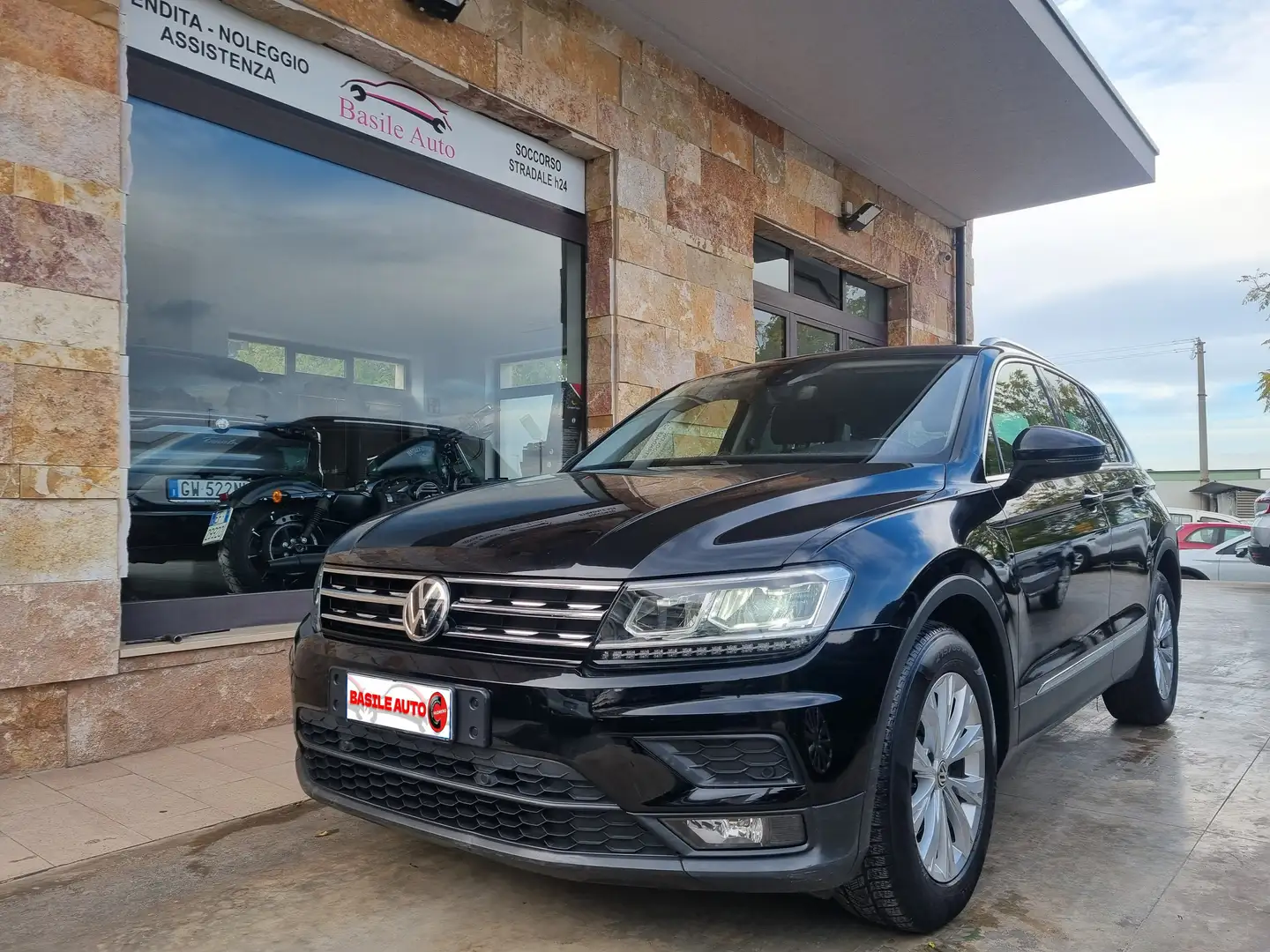 Volkswagen Tiguan Tiguan II 2016 2.0 tdi Business 150cv dsg - 2