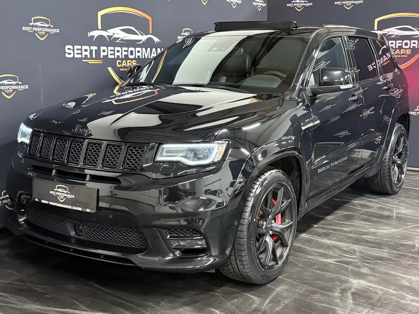 Jeep Grand Cherokee 6.4 V8 HEMI SRT ** MWST AUSWEISBAR ** Schwarz - 1