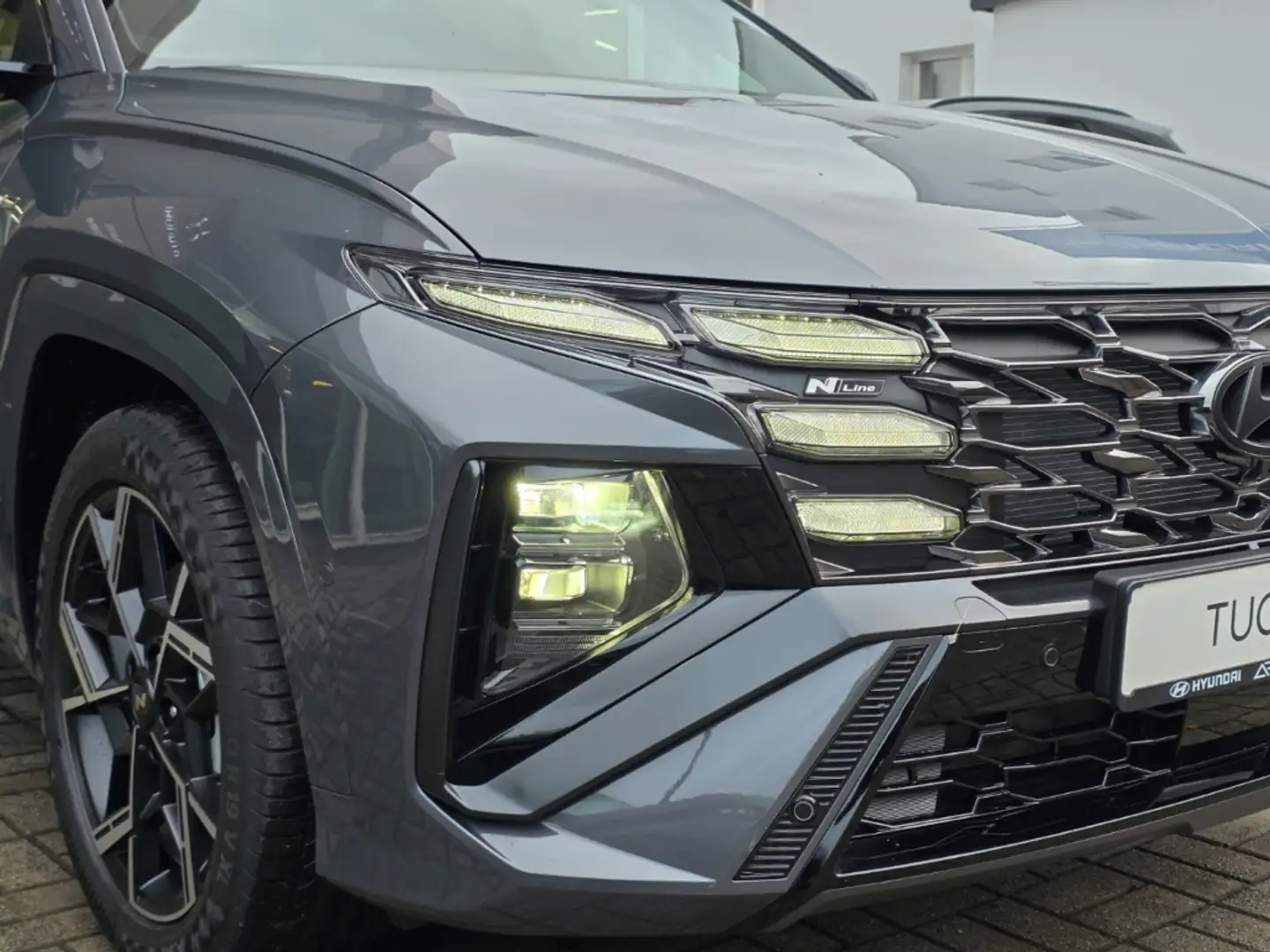 Hyundai TUCSON 1.6 T-GDI 7-DCT N LINE X, Assistenz-Paket, Memory, Grau - 2