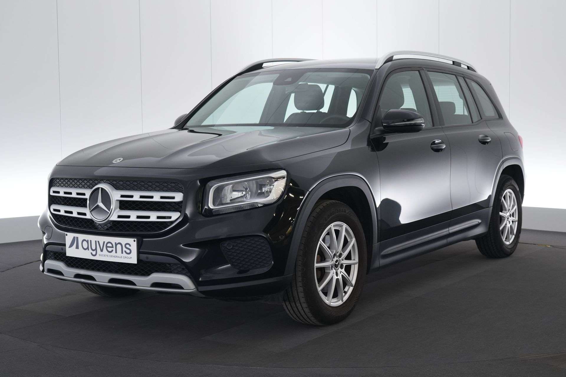 Mercedes-Benz GLB 180