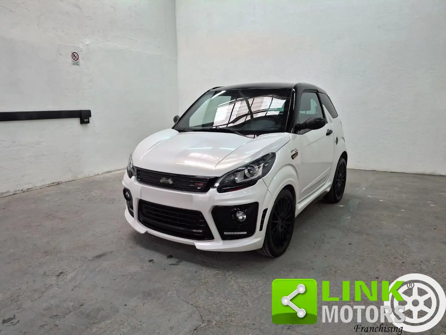 Ligier JS 50 50 Progress Sport Ultimate GARANZIA INCLUSA Blanc - 1