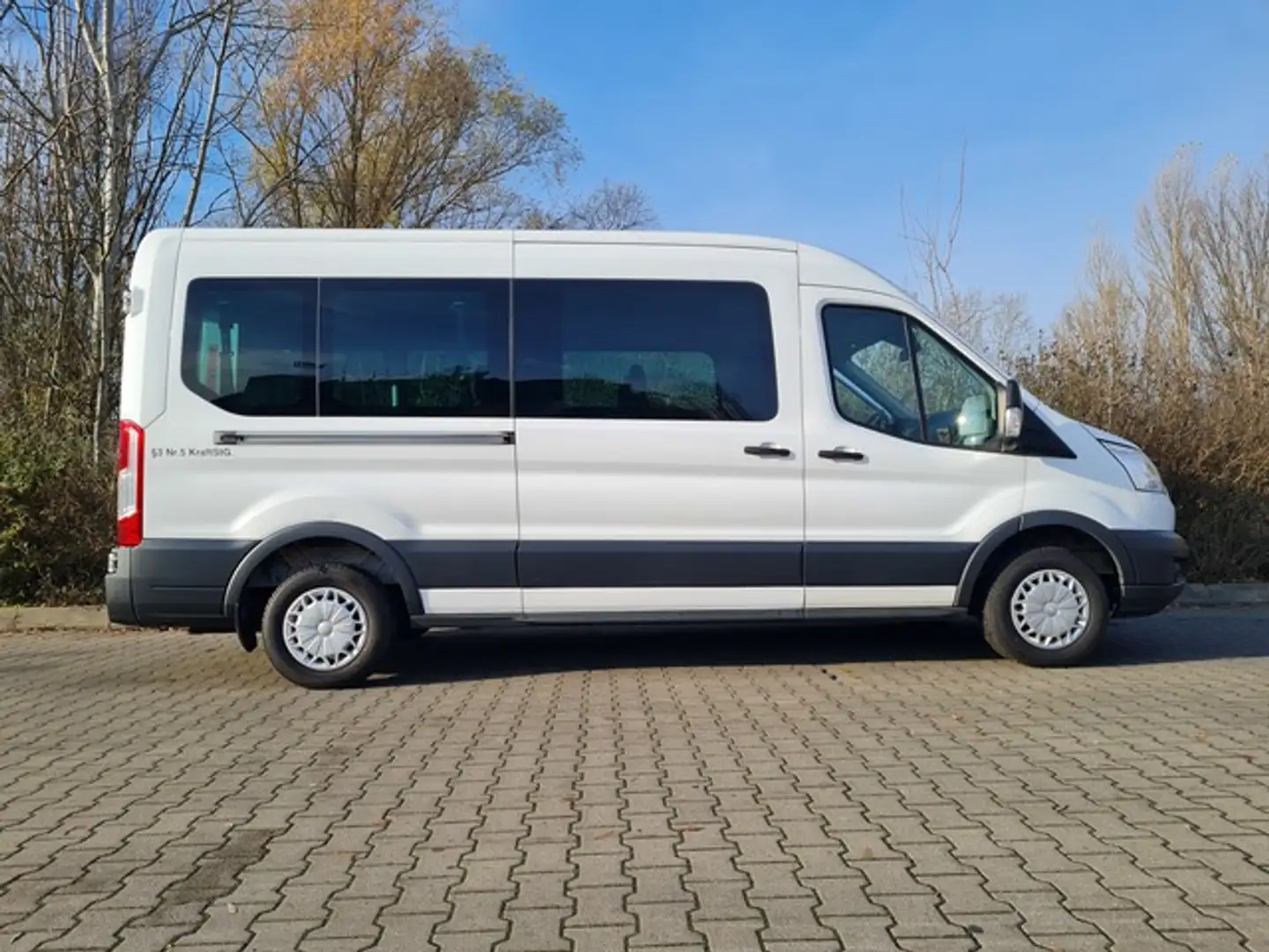 Ford Transit HOCH+LANG+ RAMPE+ 9 SITZE+KLIMA+STANDHZG Blanc - 2