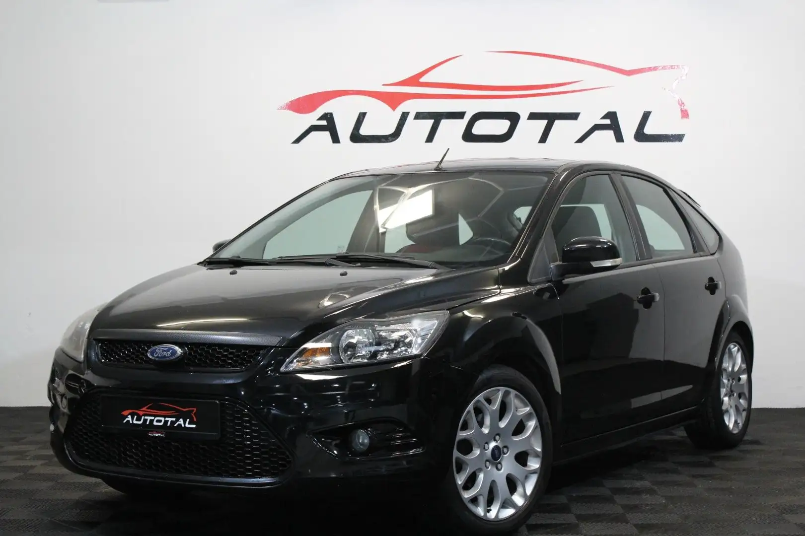 Ford Focus Limousine*Sport*Carplay*Android*Tempomat* Schwarz - 1