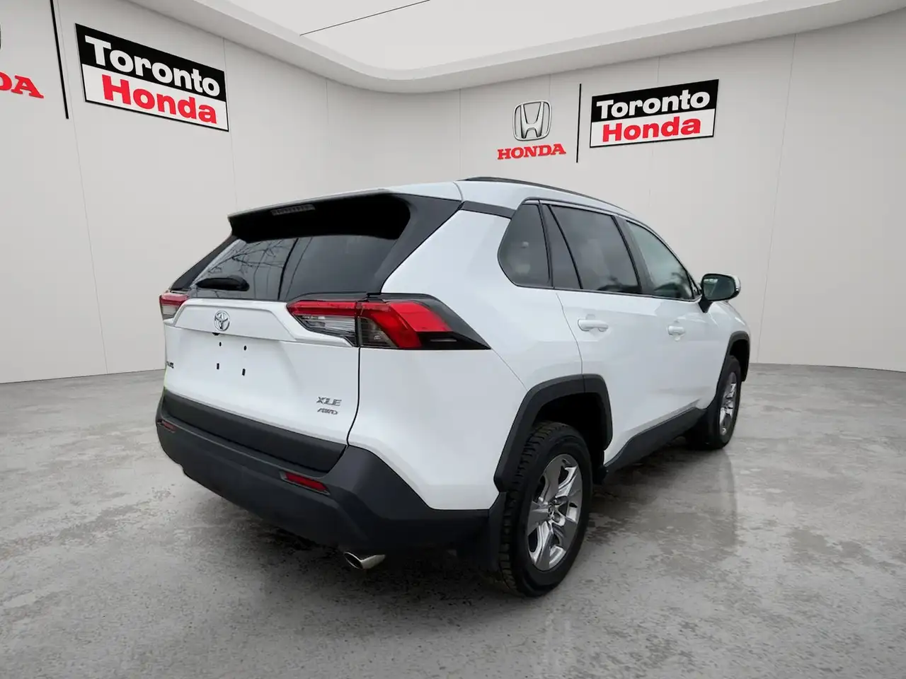 Toyota RAV 4 снимка Toyota RAV 4