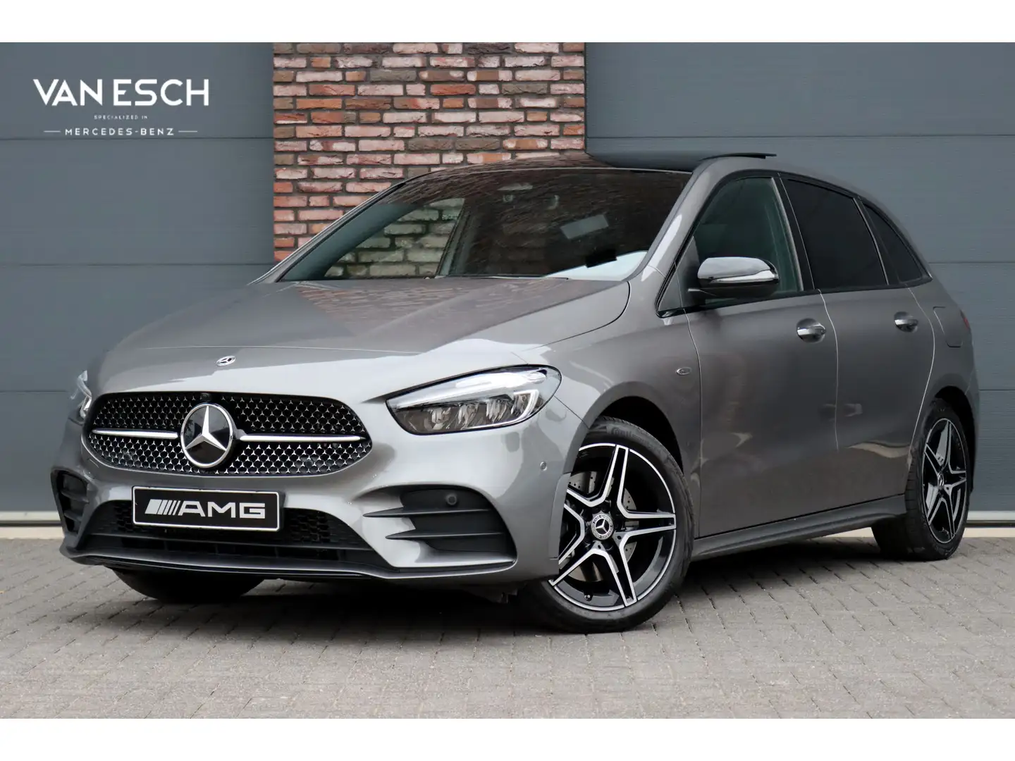 Mercedes-Benz B 250 e AMG Line | Panoramadak | Advanced Sound System | Gris - 1