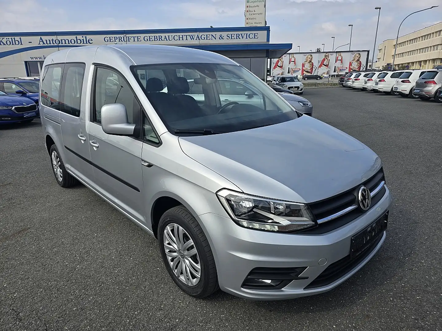 Volkswagen Caddy Kombi Maxi Austria 2,0 TDI DSG Grau - 1