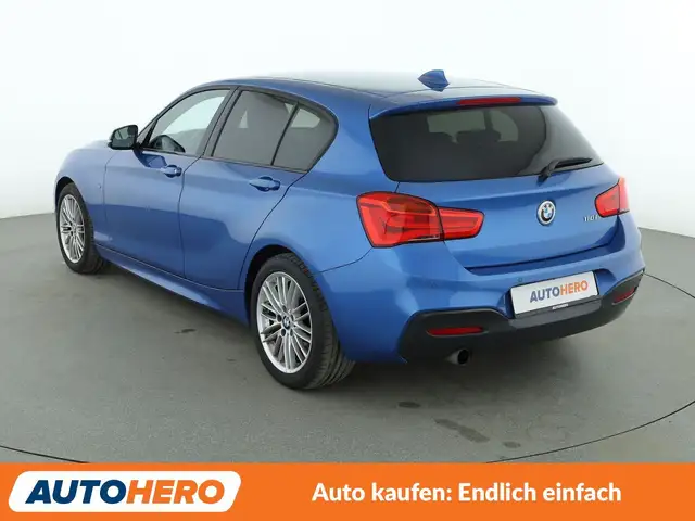 BMW 1 Series view 4