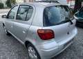 Toyota Yaris Plateado - thumbnail 3