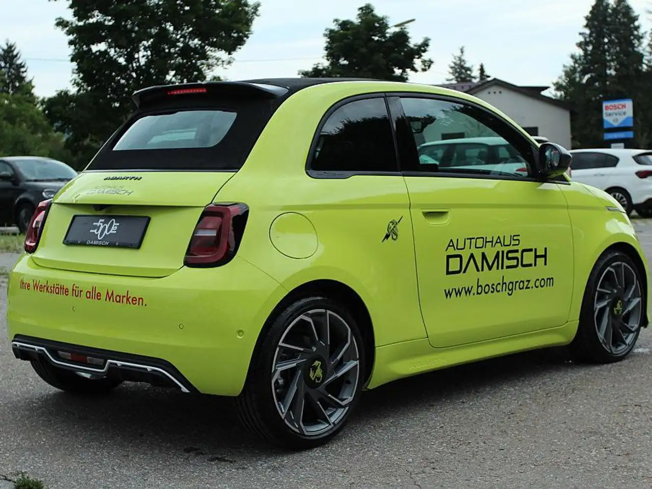 Abarth 500e 2023 — фото 6