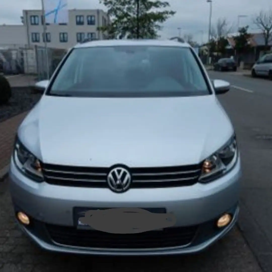 Volkswagen Touran 1.6 TDI DPF BlueMotion Technology Comfortline - 1