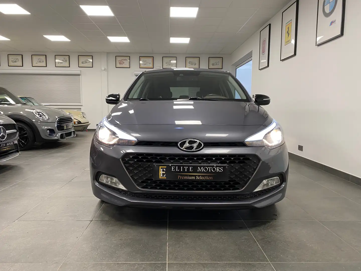 Hyundai i20 1.4i Blackline/ 1ErMAIN/ FULL/ AUTO/ CARNET Bleu - 2