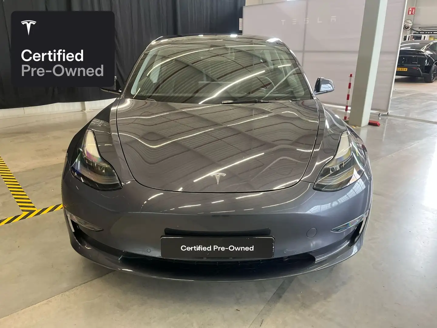 Tesla Model 3 Long Range AWD "Certified Pre-Owned" Zilver - 2