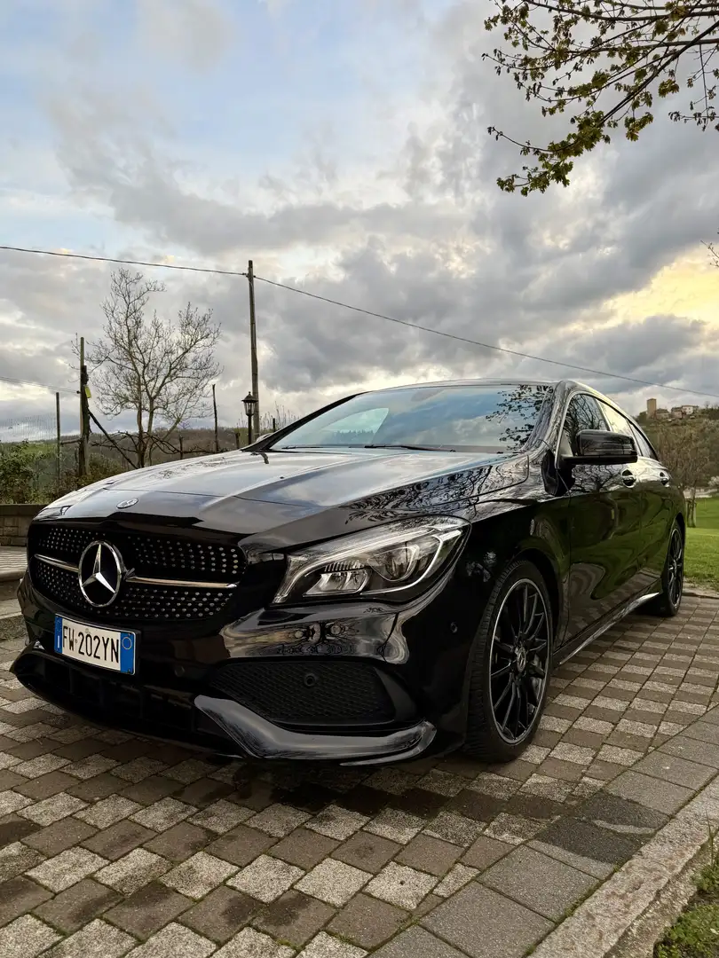 Mercedes-Benz CLA 220 Shooting Brake Premium 4matic auto - 1