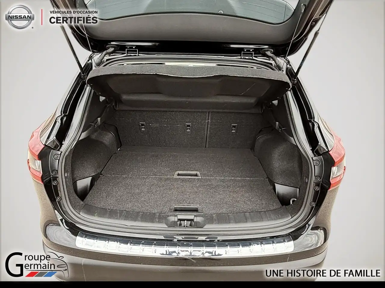 Nissan Qashqai снимка Nissan Qashqai