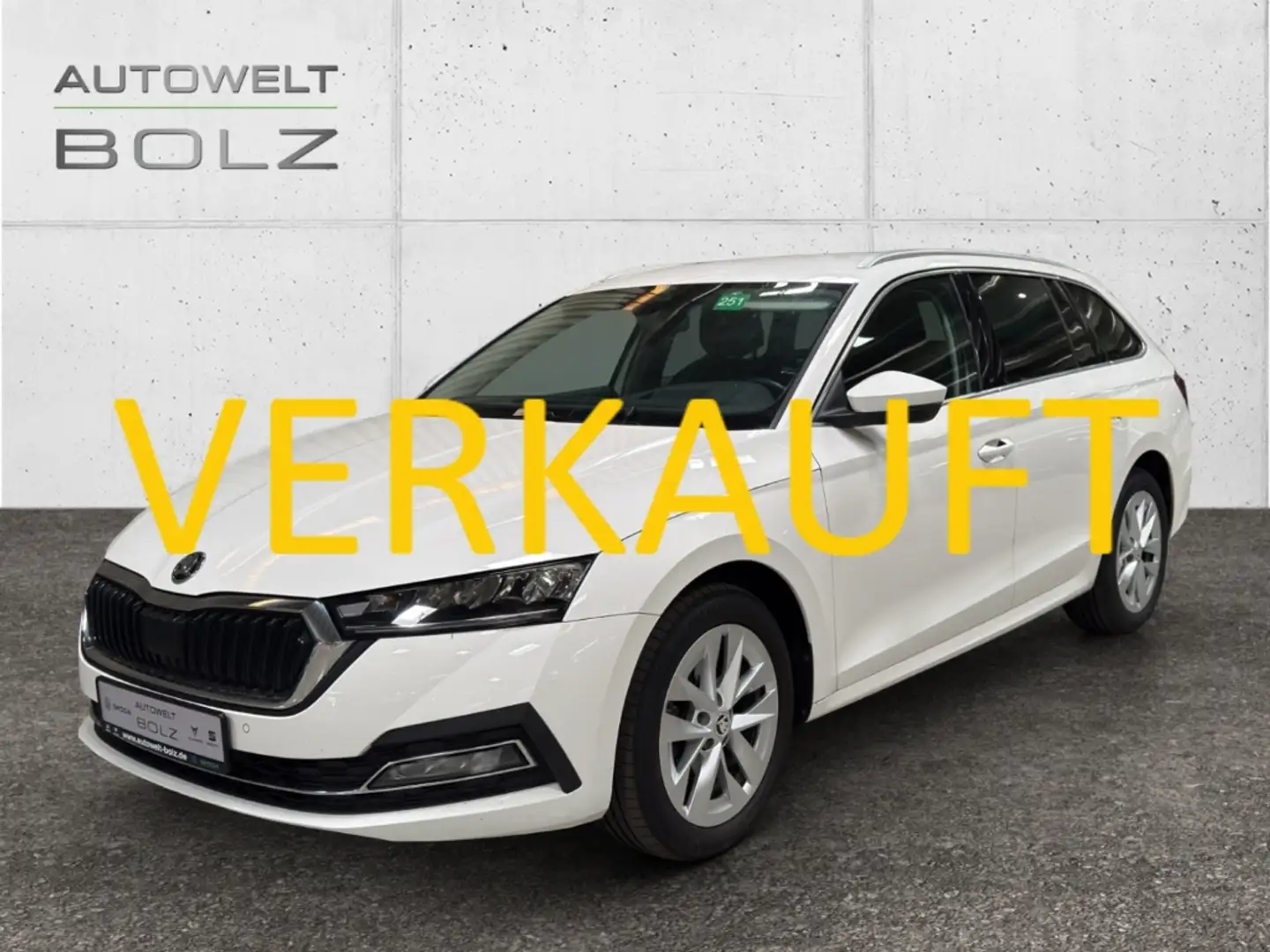 Skoda Octavia Combi Style 2.0 TDI HUD Navi DigiCock Kamera Memor Weiß - 1