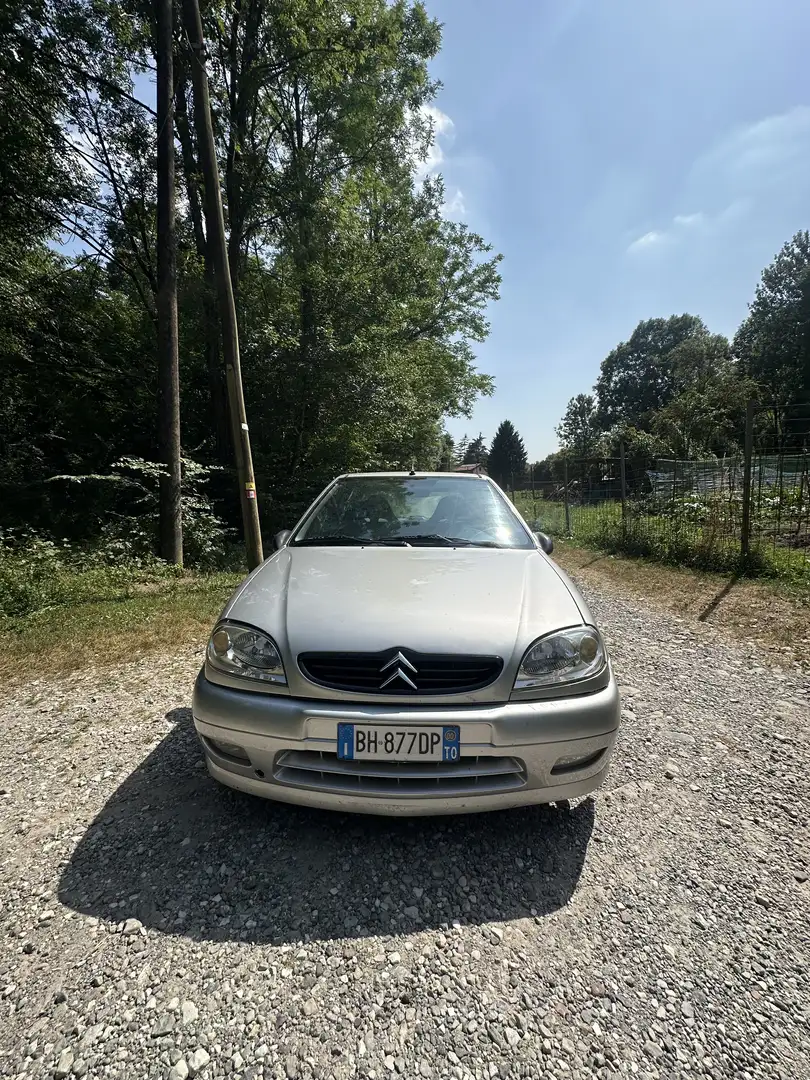 Citroen SAXO 3p 1.6 16v Vts Šedá - 1