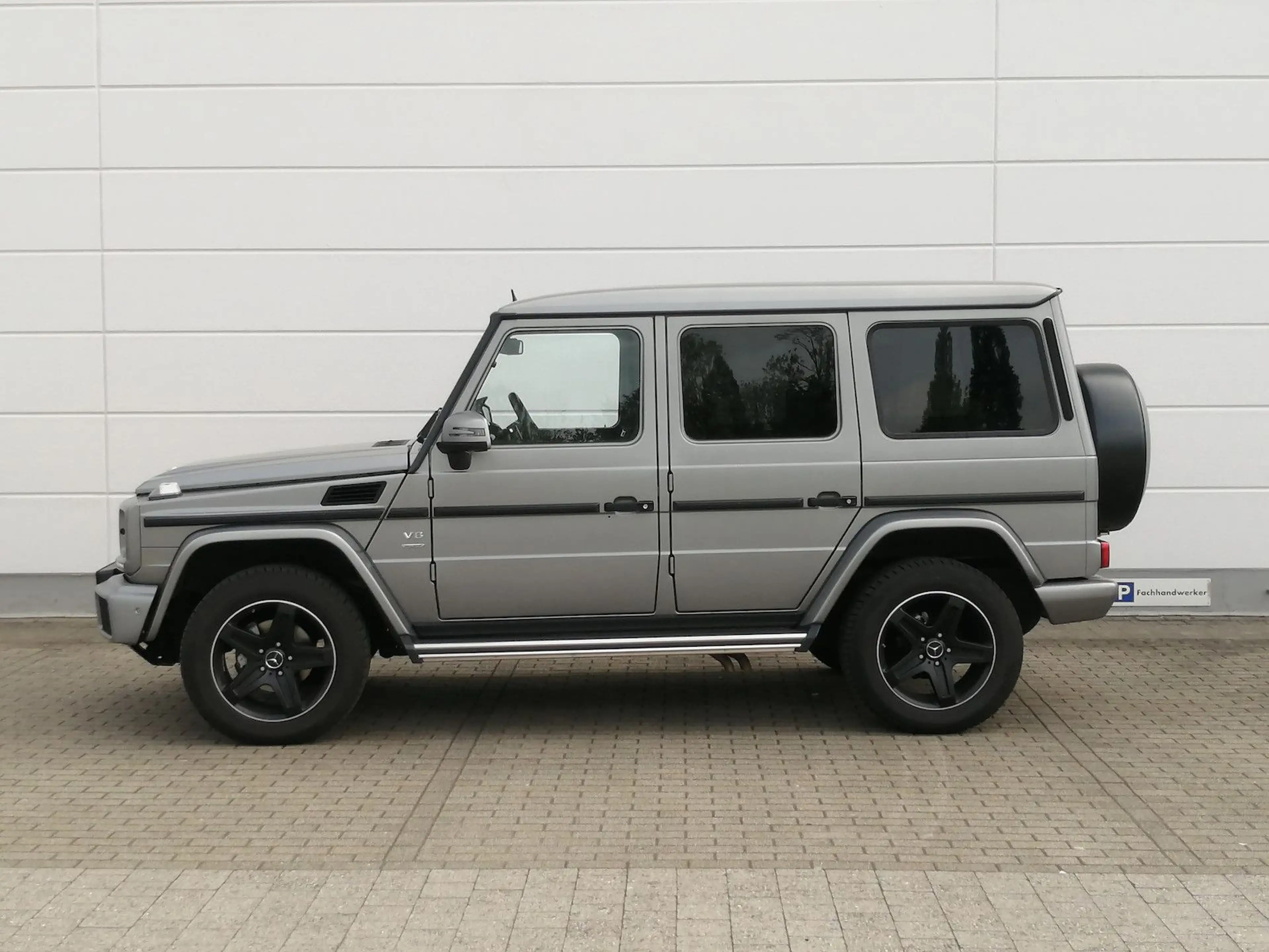 Mercedes-Benz G 500 Limited Edition AHK — photo 2