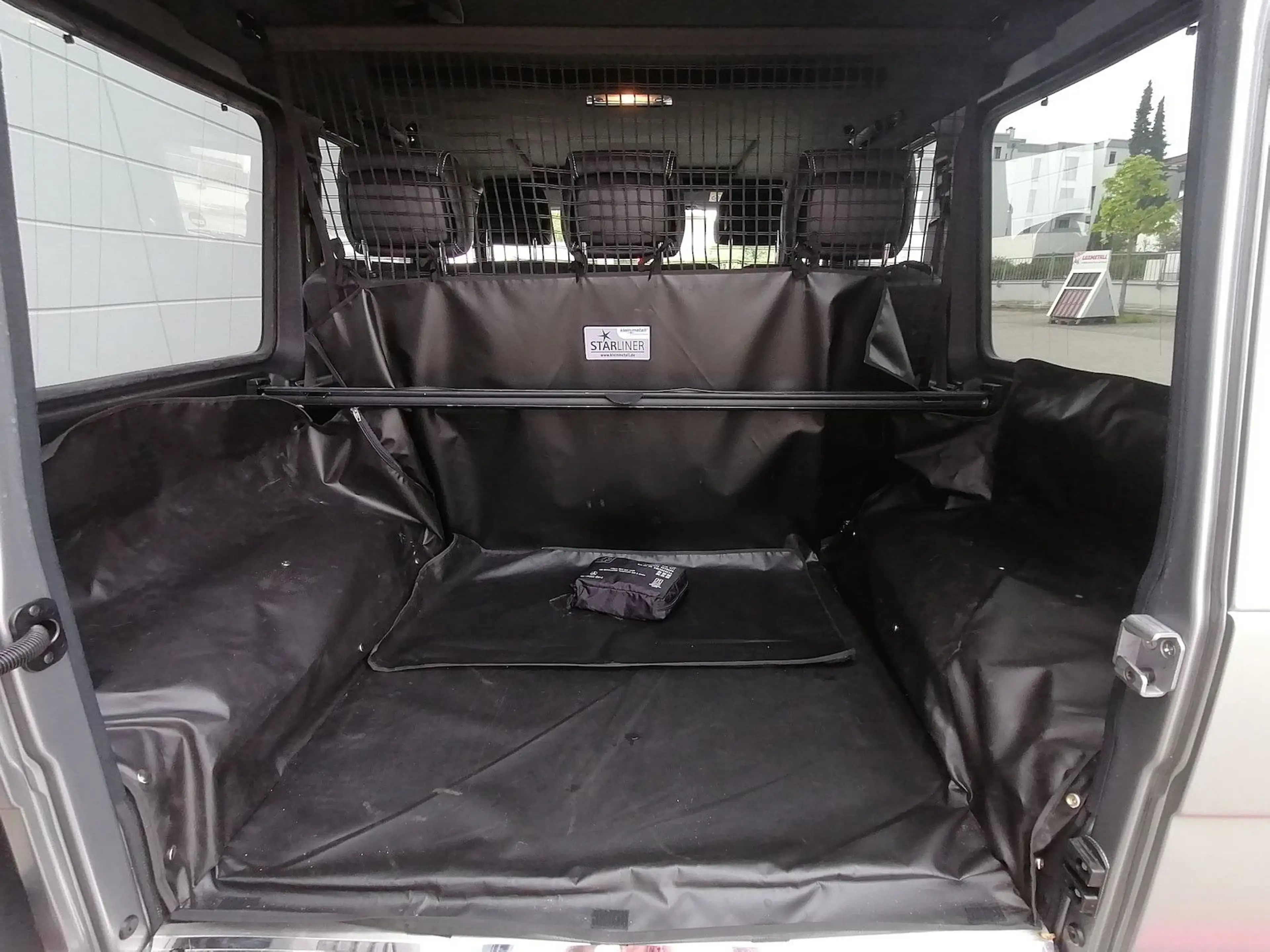 Mercedes-Benz G 500 Limited Edition AHK — photo 17