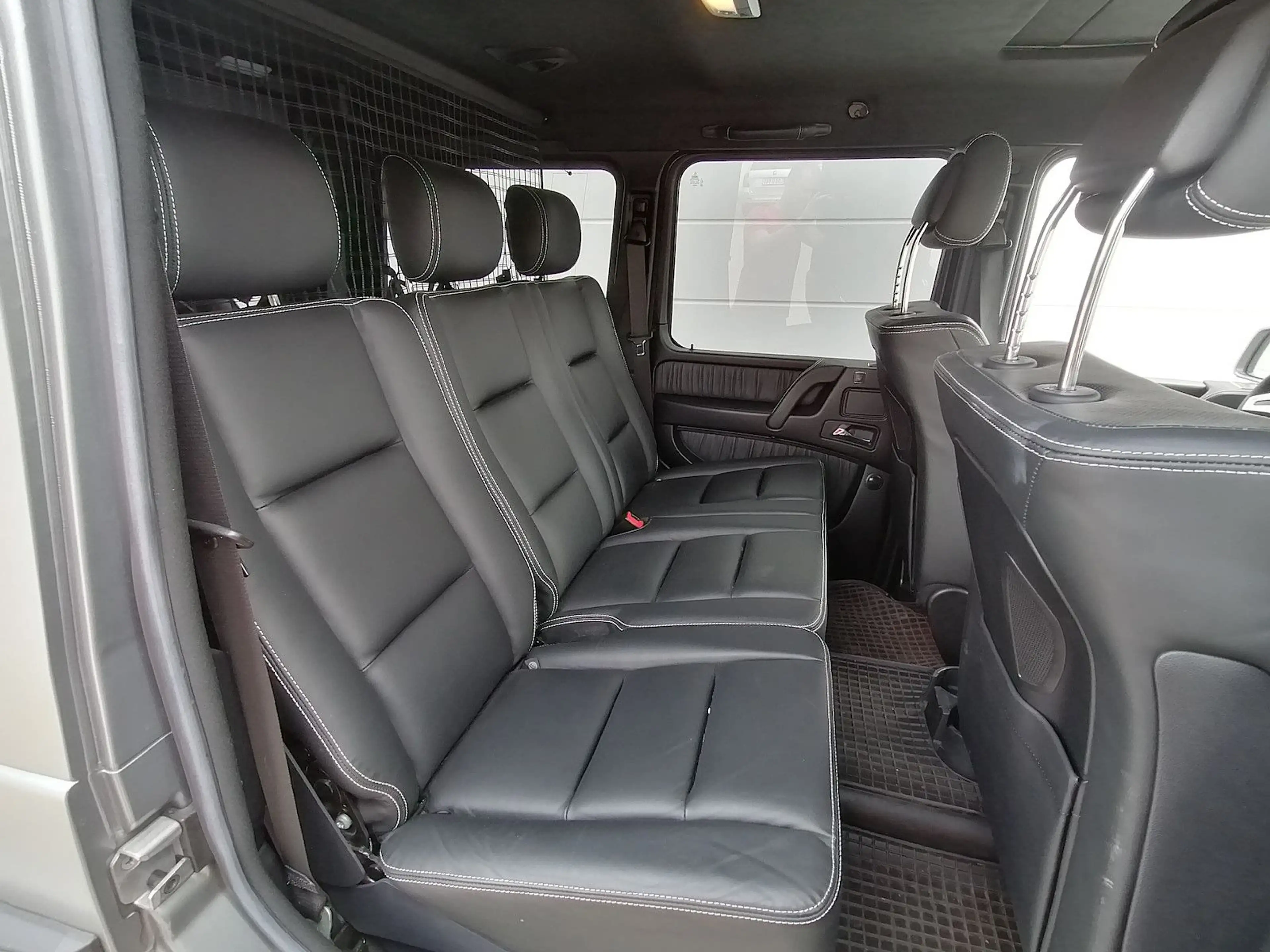 Mercedes-Benz G 500 Limited Edition AHK — photo 15