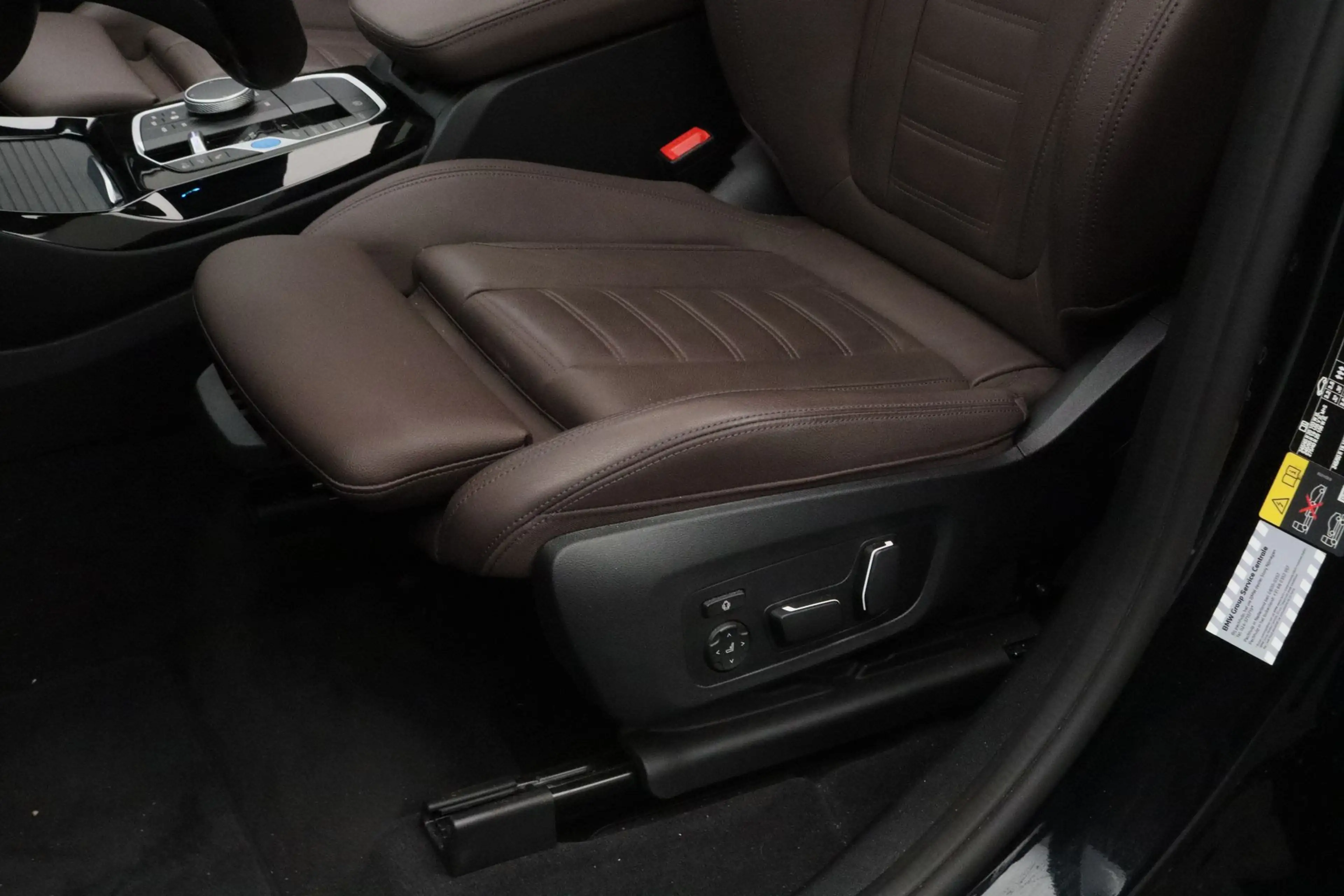 BMW iX3 High Executive Edition 80 kWh | M-sport Shadow Lin — photo 4