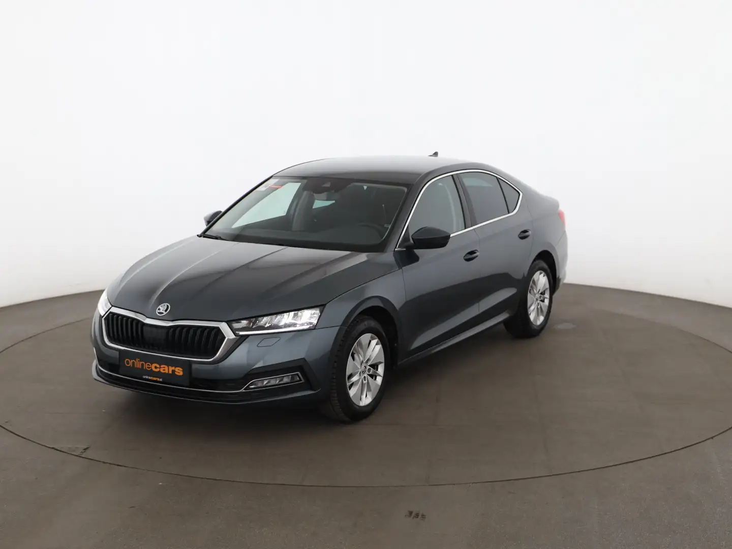 Skoda Octavia 1.0 TSI Ambition LED AHK RADAR NAVI R-CAM Grau - 2