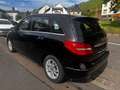 Mercedes-Benz B 180 Schwarz - thumbnail 2
