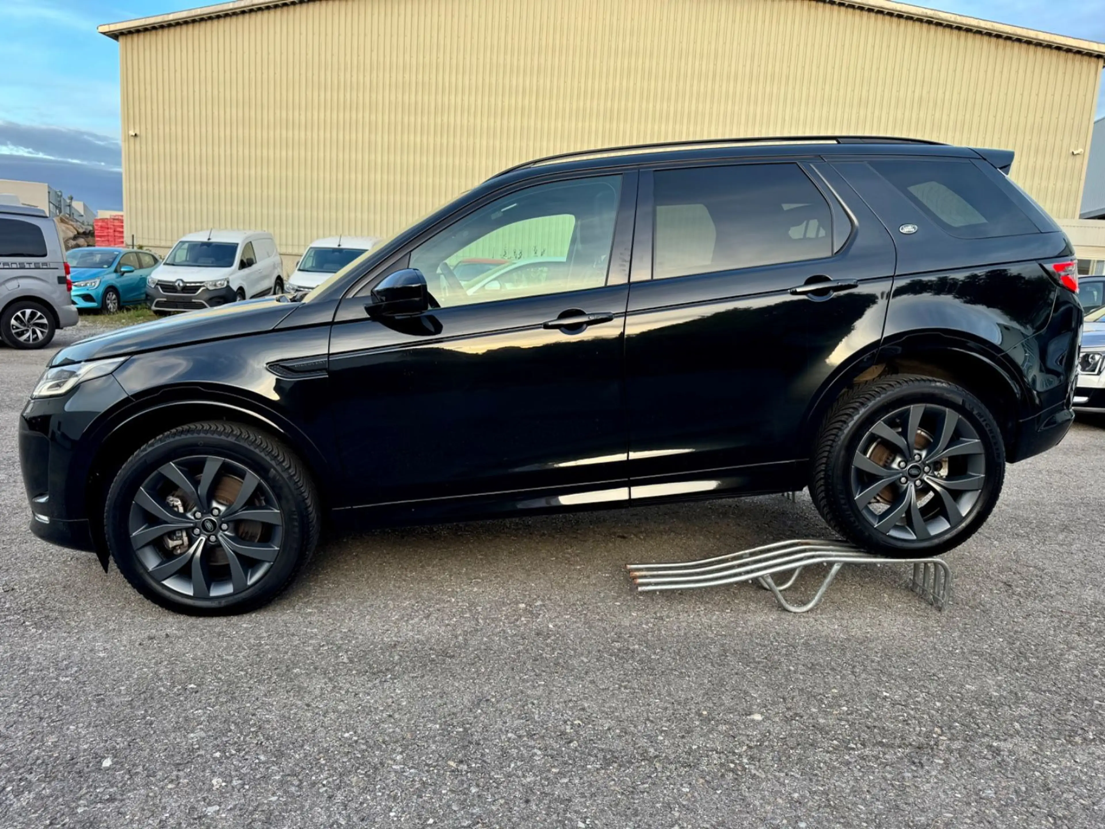 Land Rover Discovery Sport Sport P200 R-Dynamic SE Leder Navi — photo 2