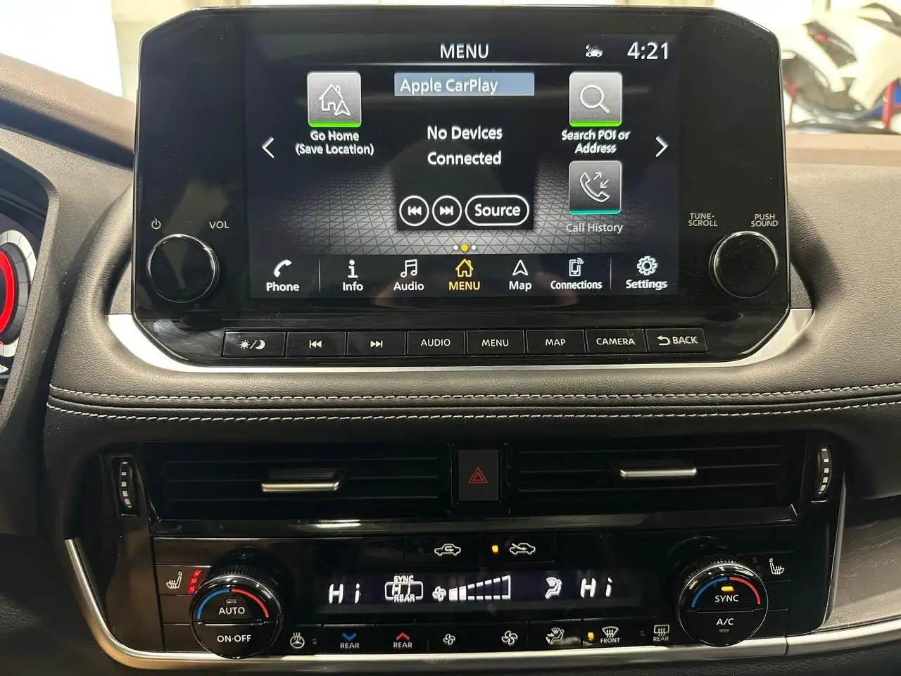 Nissan Rogue снимка Nissan Rogue