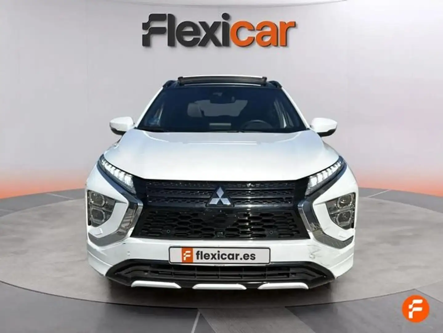 Mitsubishi Eclipse Cross 2.4+PHEV+Kaiteki%2B+Auto+4WD Beige - 2