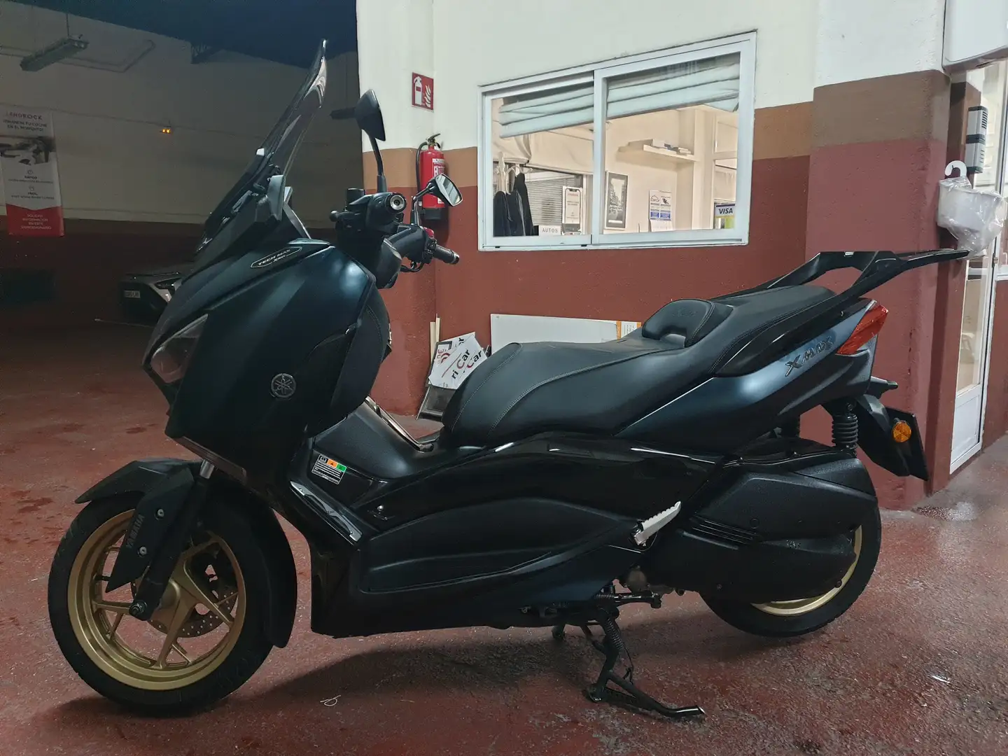 Yamaha X-Max 300 Tech Max Verde - 2