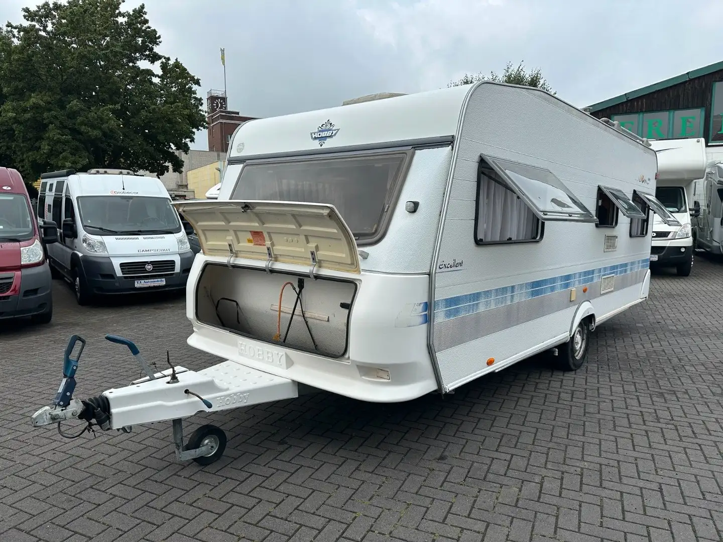 Hobby 540 UL Excellent inkl. Vorzelt sehr gepfl. 2.Hd Weiß - 1