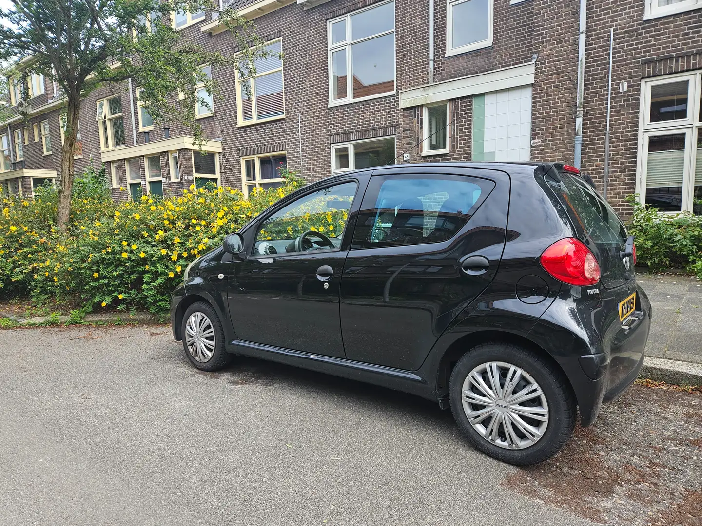 Toyota Aygo Aygo 1.0 VVT-i Access Zwart - 1
