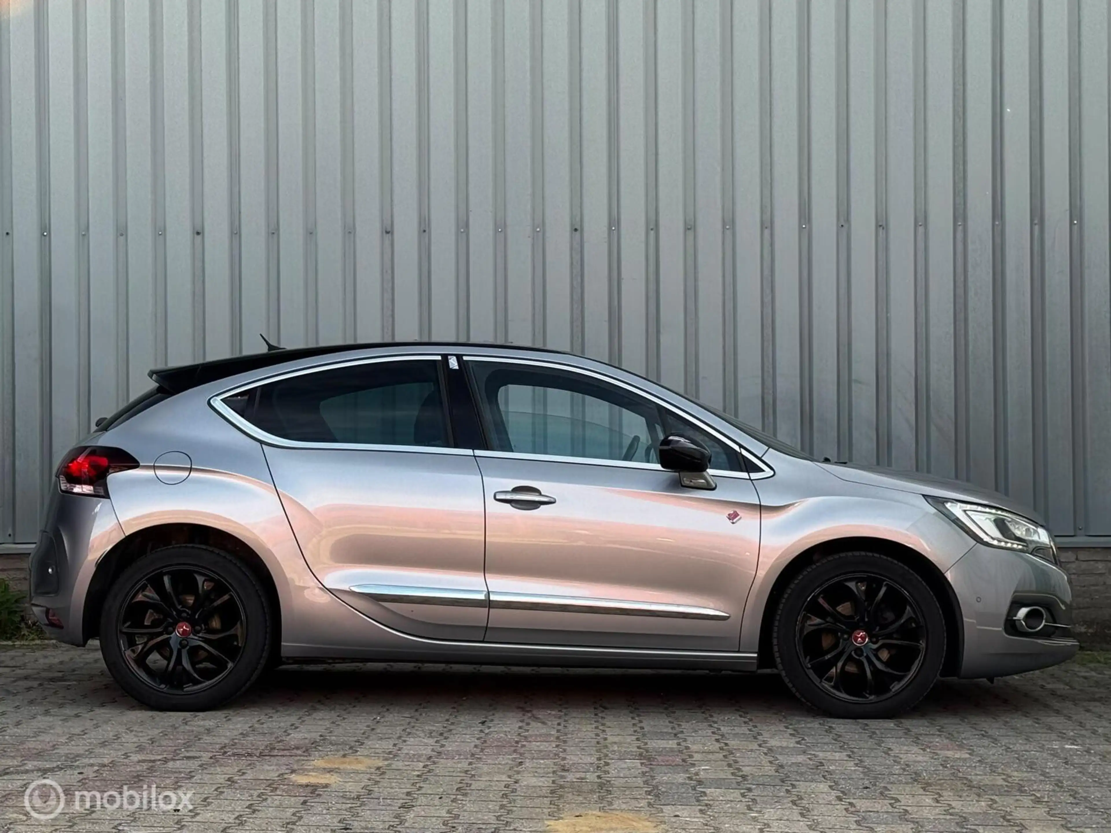 DS Automobiles DS 4 1.2 Performance Line | Alcantara | Massage | DENON — photo 8